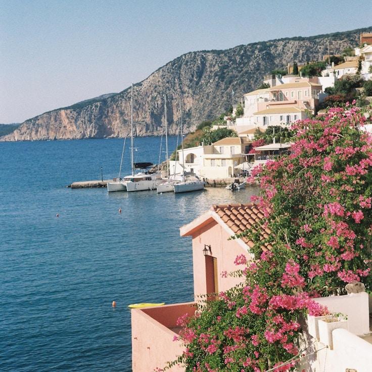 Outdoor terrace seating suitable for families in Seattle